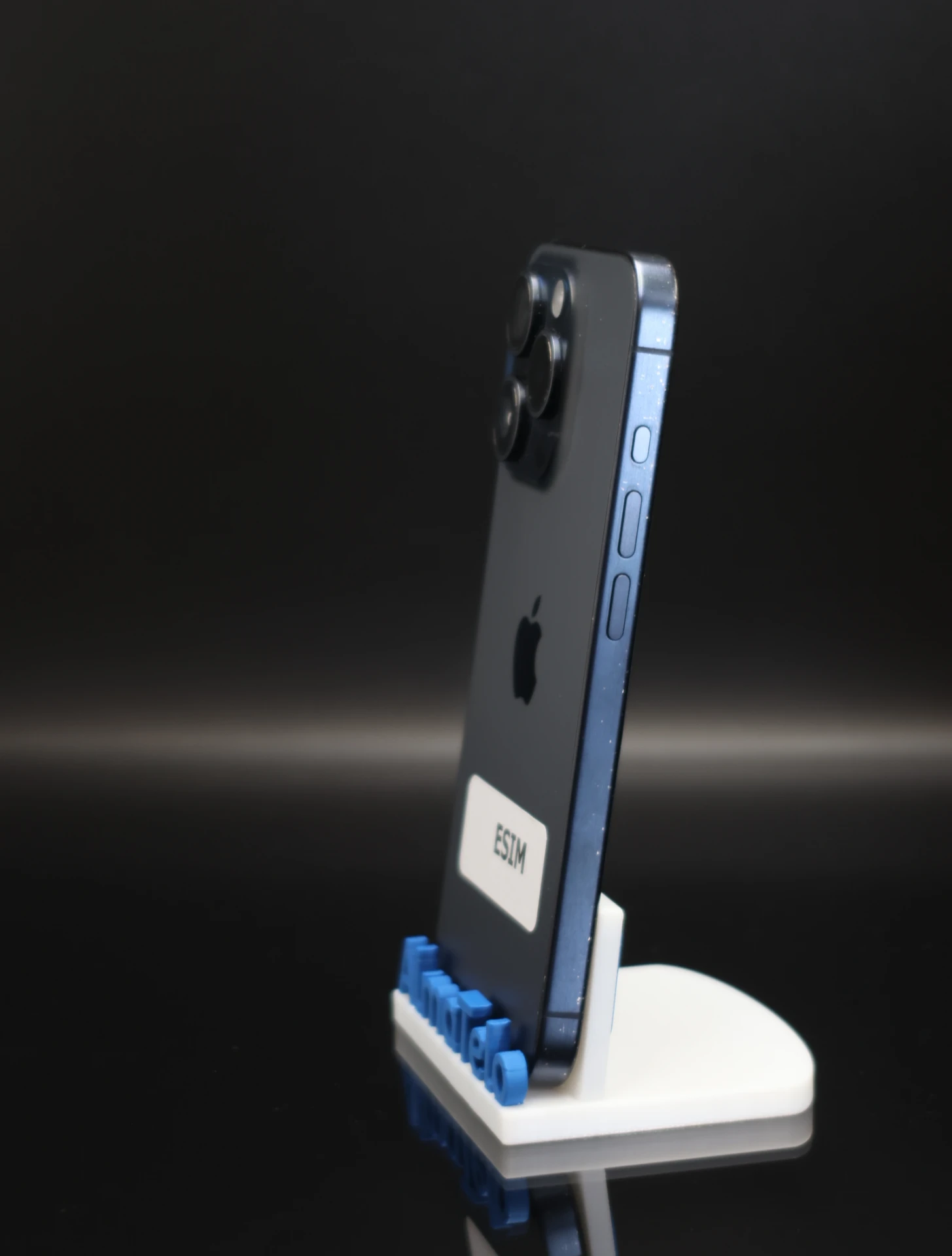 Apple iPhone 15 Pro eSIM 256 GB Blue Titanium 100% akku - 12 HÓ GARANCIA