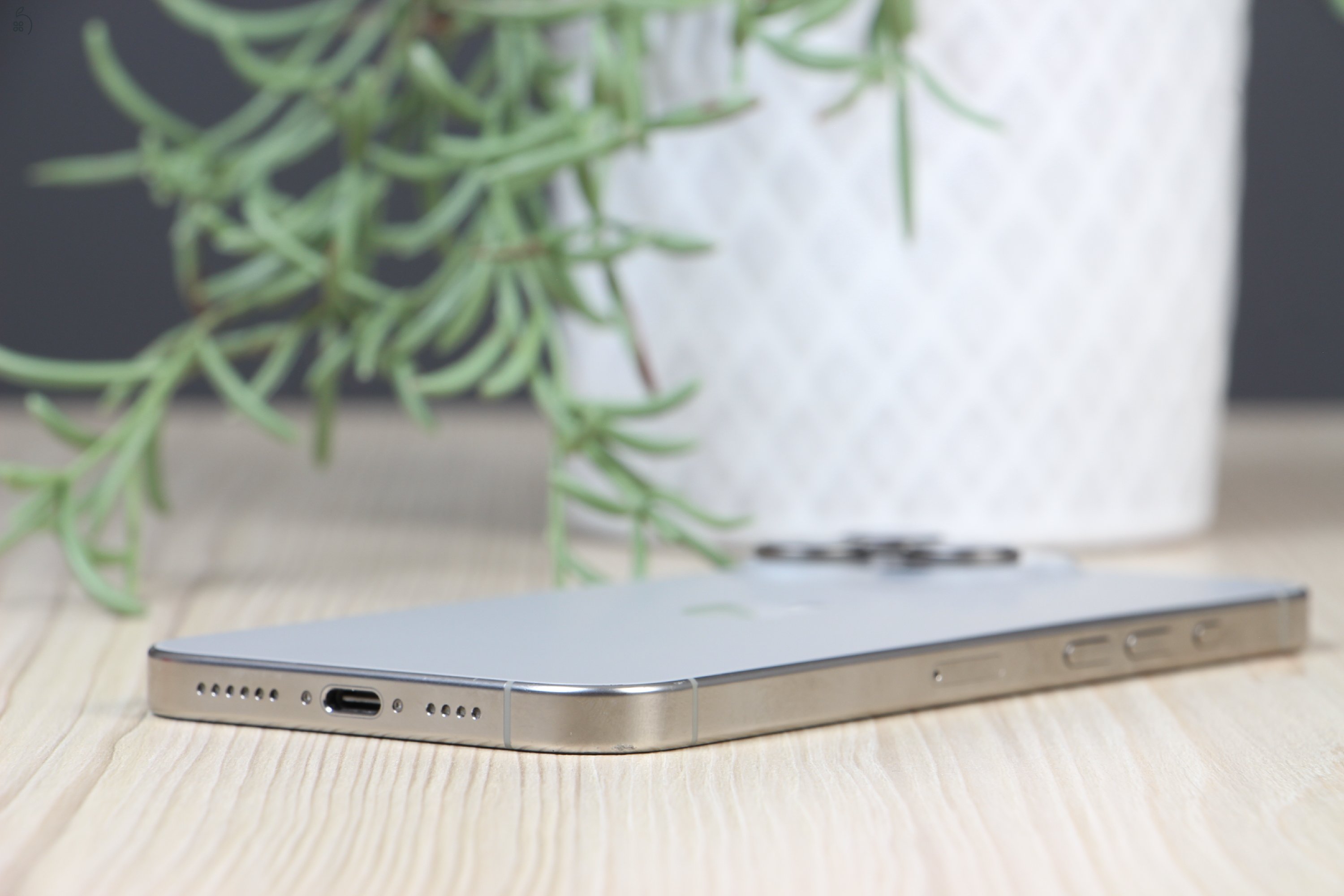 Apple iPhone 16 Pro Max 256GB Natural Titanium C+ US-7336