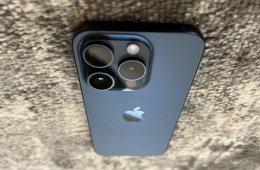 iPhone 15 pro 128 GB Blue Titanium