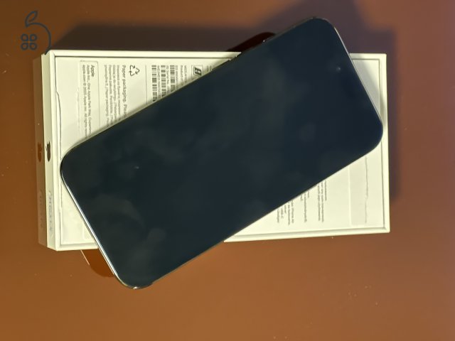 Egy hetet használt, Apple 17 Air, tokkal, 1 év garanciával