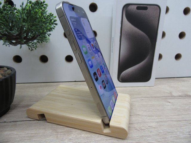 Apple iPhone 15 Pro – Natural Titanium – ProMotion 120 Hz, A17 Pro, USB-C – 128 GB – Használt, megkímélt – 100% akku – 3 hónap garancia