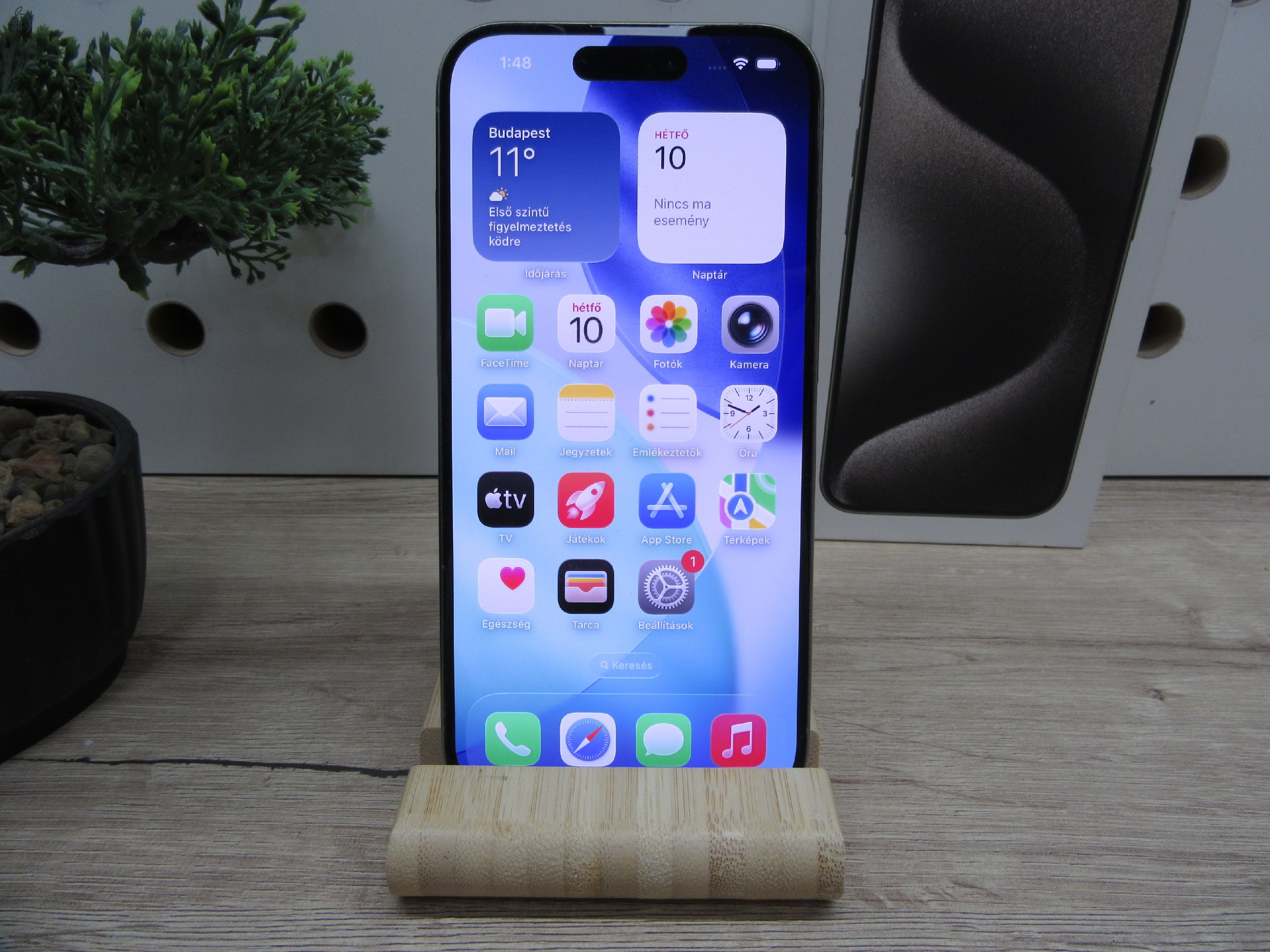 Apple iPhone 15 Pro – Natural Titanium – ProMotion 120 Hz, A17 Pro, USB-C – 128 GB – Használt, megkímélt – 100% akku – 3 hónap garancia