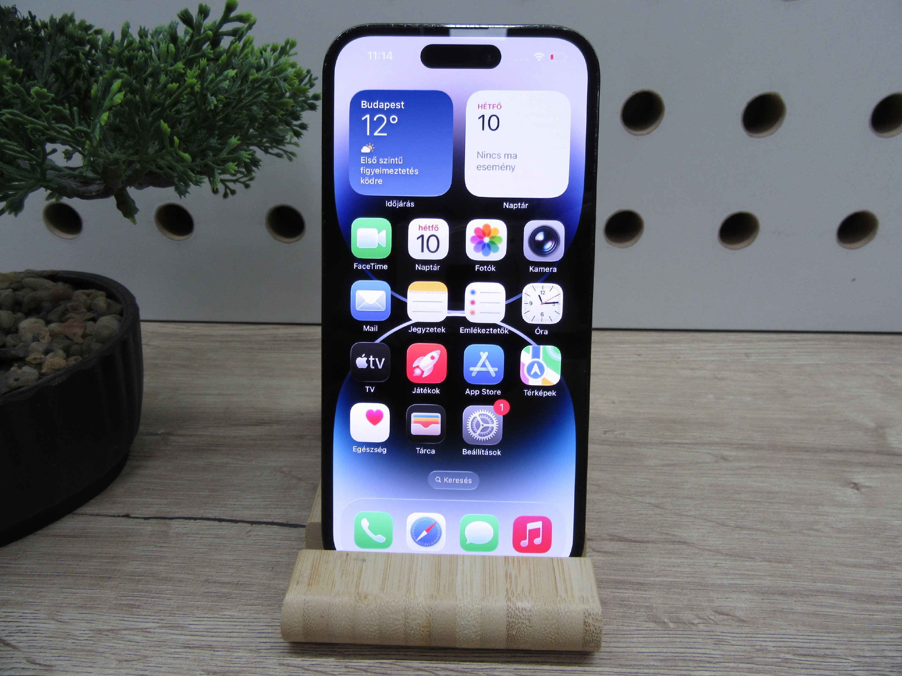 Apple iPhone 14 Pro – Graphite – ProMotion 120 Hz, 48 MP kamera, Dynamic Island – 128 GB – Használt, megkímélt – 100% akku – 3 hónap garancia