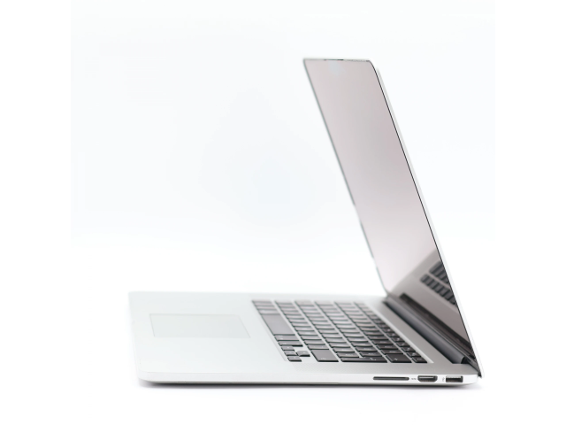 1 év garanciával! Felújított Apple Macbook PRO i7 2014 mid 512 GB Silver