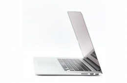 1 év garanciával! Felújított Apple Macbook PRO i7 2014 mid 512 GB Silver