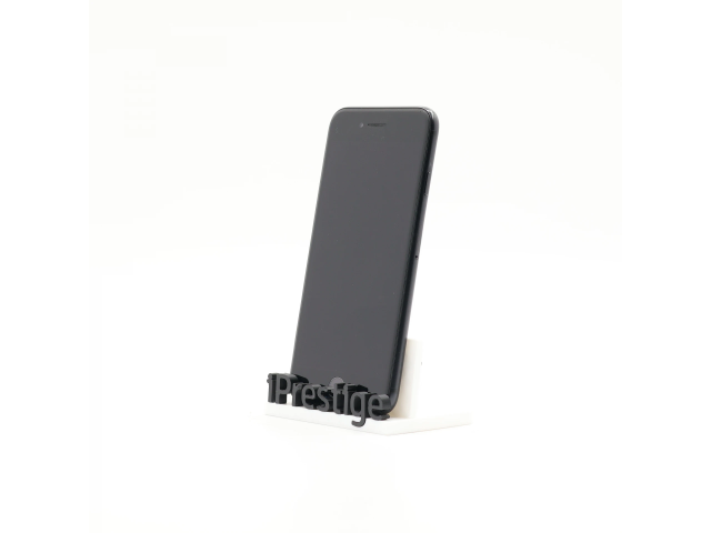 1 év garanciával! Felújított iPhone SE (2020) 64 GB Black