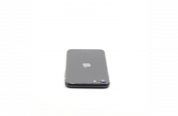 1 év garanciával! Felújított iPhone SE (2020) 64 GB Black