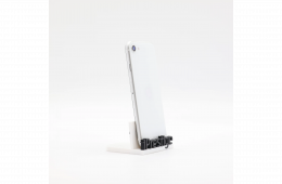 1 év garanciával! Felújított iPhone SE (2020) 128 GB White