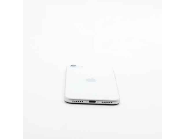1 év garanciával! Felújított iPhone SE (2020) 128 GB White
