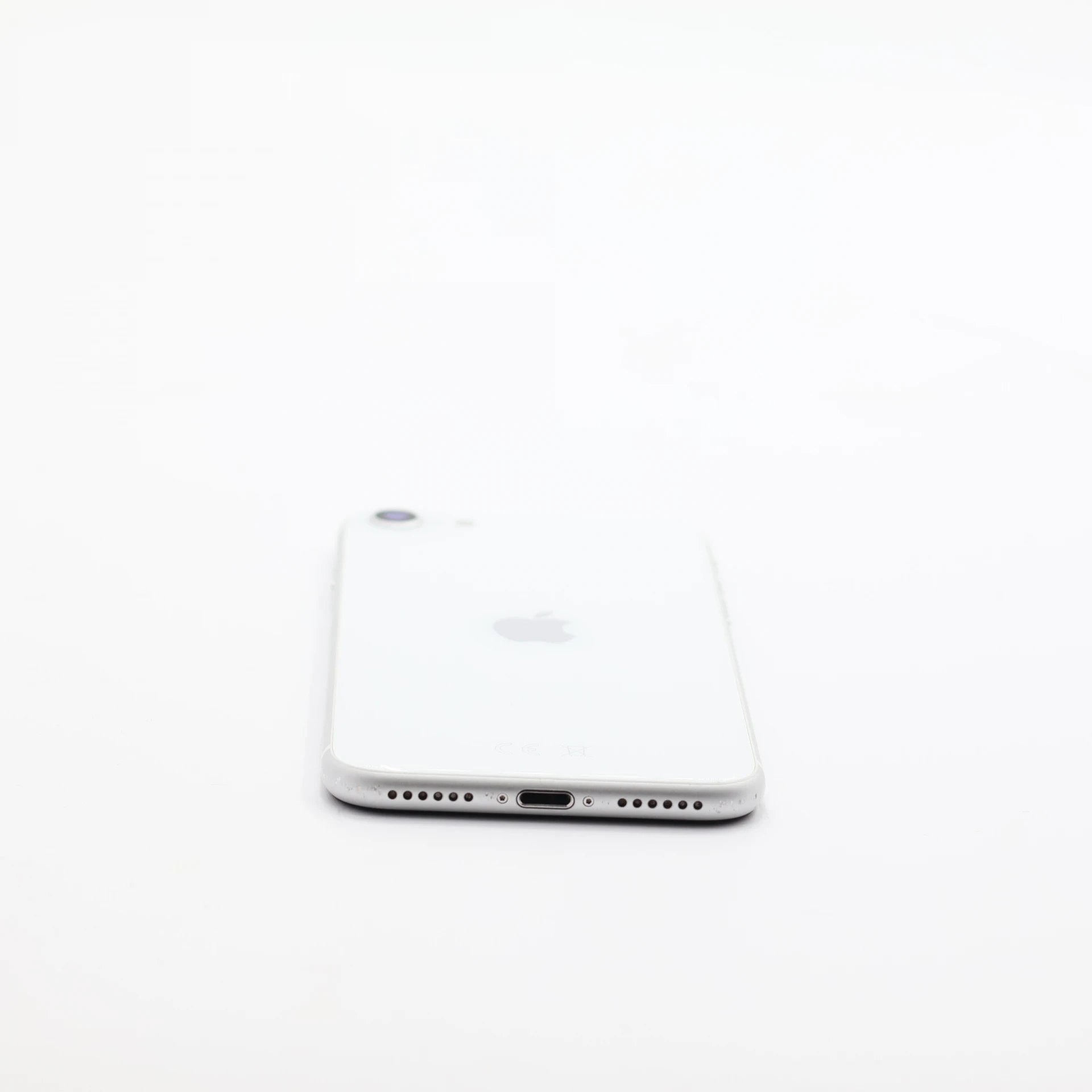 1 év garanciával! Felújított iPhone SE (2020) 128 GB White