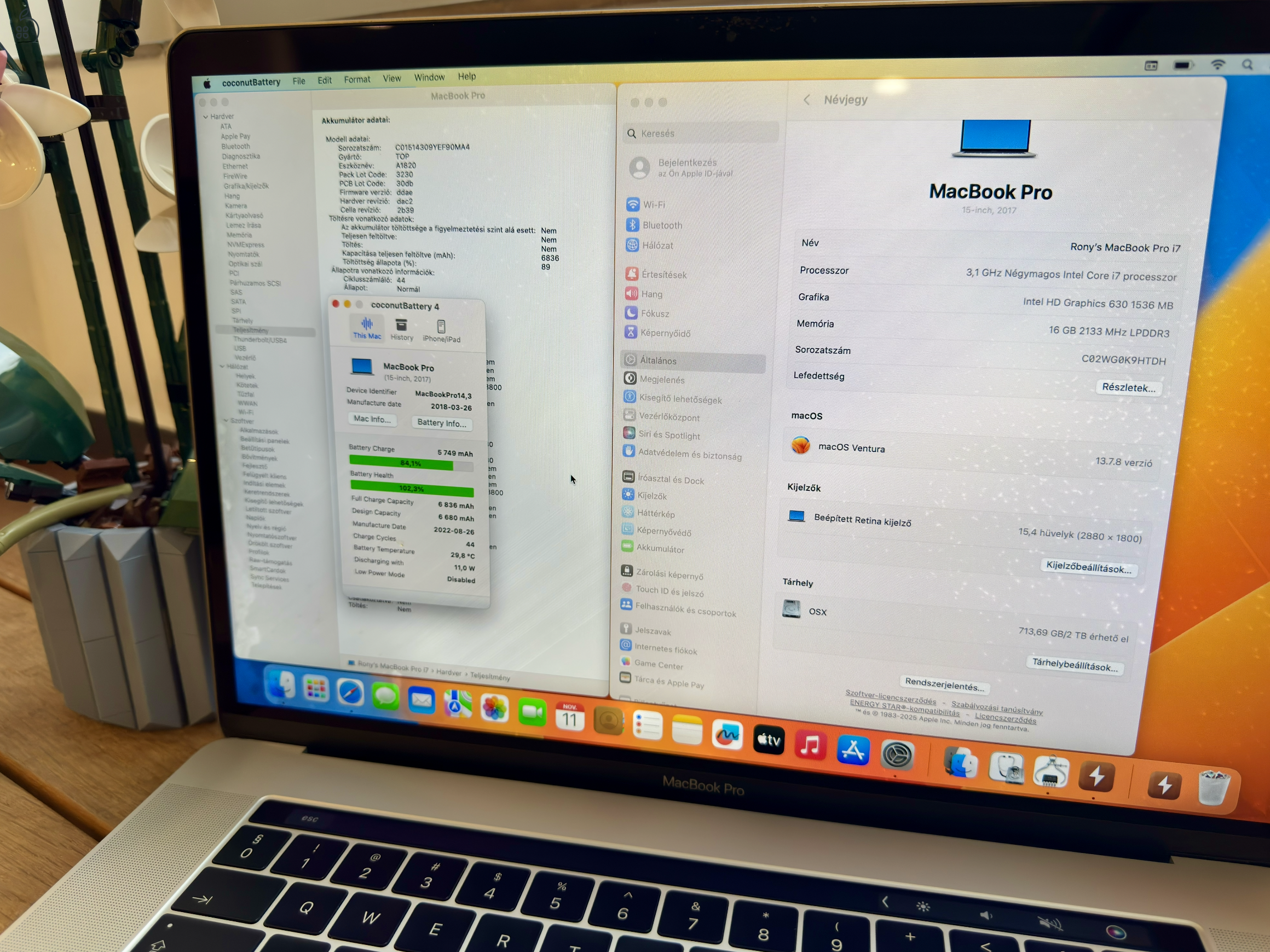 MacBook Pro 15 2017 i7 3.1 GHz 4-mag 16 GB RAM 2 TB SSD 44 ciklus 100% ciklus