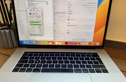 MacBook Pro 15 2017 i7 3.1 GHz 4-mag 16 GB RAM 2 TB SSD 44 ciklus 100% ciklus