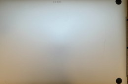 MacBook Pro 15 2017 i7 3.1 GHz 4-mag 16 GB RAM 2 TB SSD 44 ciklus 100% ciklus