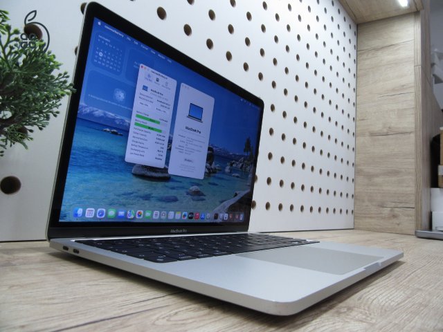 Apple MacBook Pro 13” (2020, Intel i5) – Retina 2560×1600, halk erő, könnyű hordozni – 16 GB RAM – 500 GB SSD – Használt, megkímélt – 86% akku – 3 hónap garancia