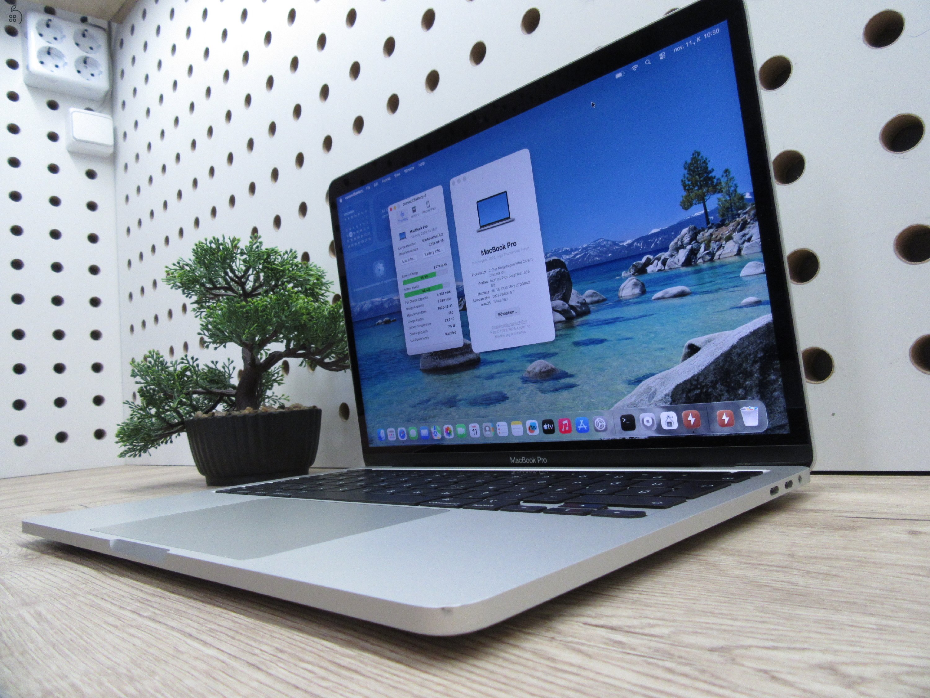 Apple MacBook Pro 13” (2020, Intel i5) – Retina 2560×1600, halk erő, könnyű hordozni – 16 GB RAM – 500 GB SSD – Használt, megkímélt – 86% akku – 3 hónap garancia