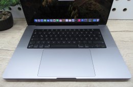 Apple MacBook Pro 16” (2021, M1 Max) – Liquid Retina XDR + ProMotion 120 Hz, brutál erő – 64 GB RAM – 500 GB SSD – Használt, szép állapot – 333 ciklus / 87% akku – 3 hónap garancia