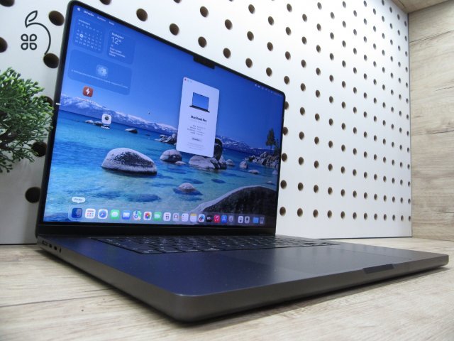 Apple MacBook Pro 16” (2023, M3 Pro) – Liquid Retina XDR + ProMotion 120 Hz, akár 22 óra – 36 GB RAM – 500 GB SSD – Használt, szép állapot – 64 ciklus / 100% akku – 3 hónap garancia