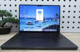 Apple MacBook Pro 16” (2023, M3 Pro) – Liquid Retina XDR + ProMotion 120 Hz, akár 22 óra – 36 GB RAM – 500 GB SSD – Használt, szép állapot – 64 ciklus / 100% akku – 3 hónap garancia
