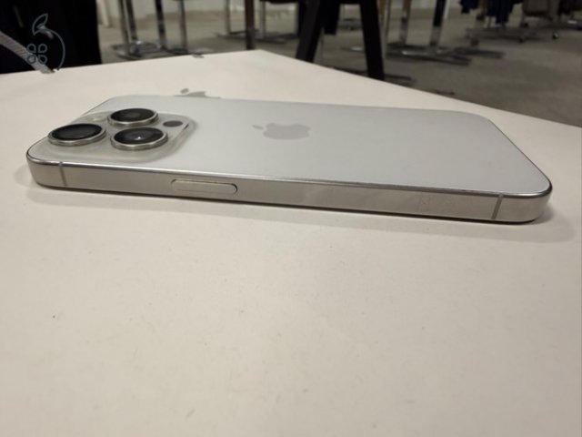 iPhone 15 Pro 256GB Független LEGOLCSÓBB