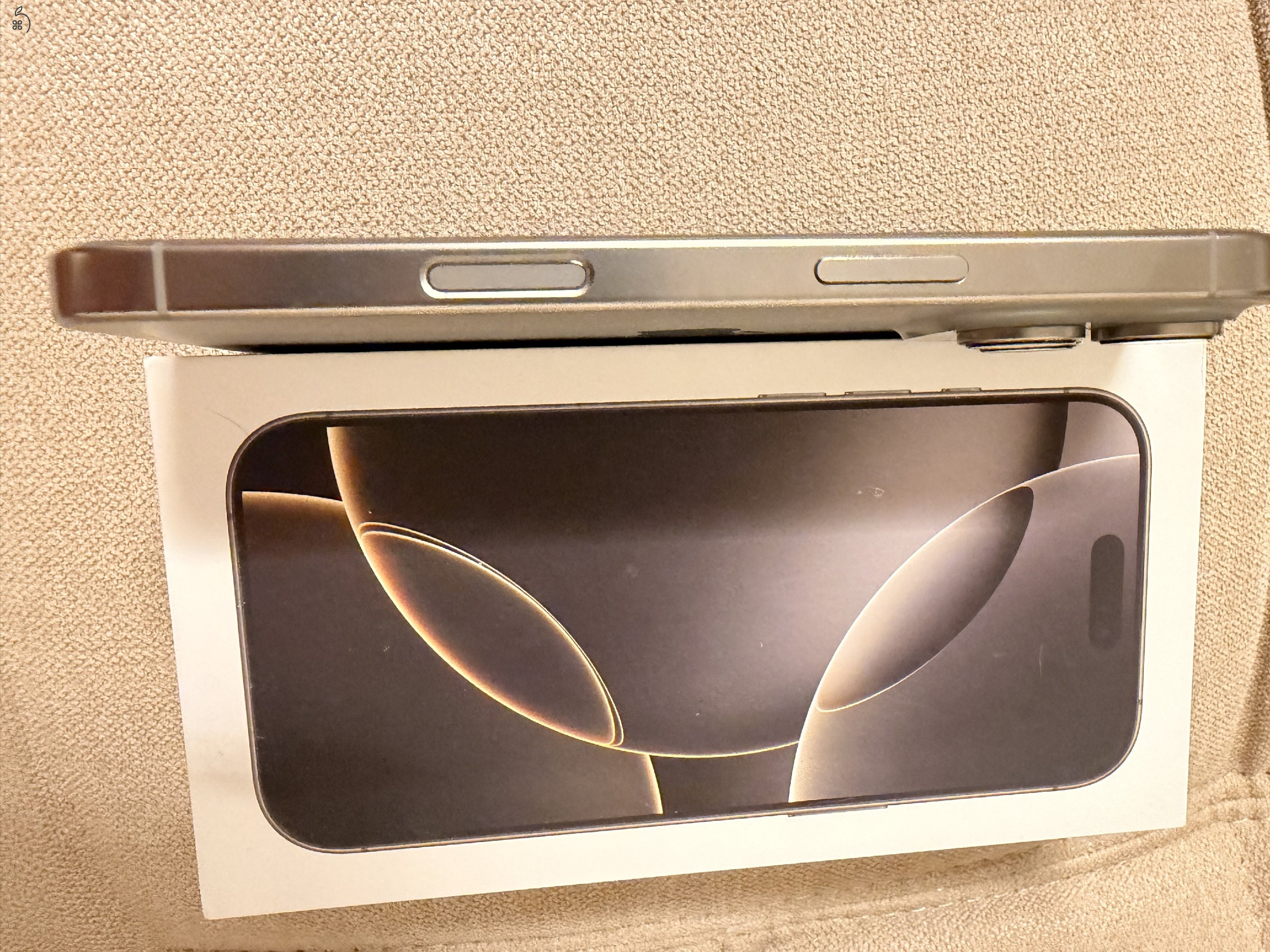 iPhone 16 Pro natur titan