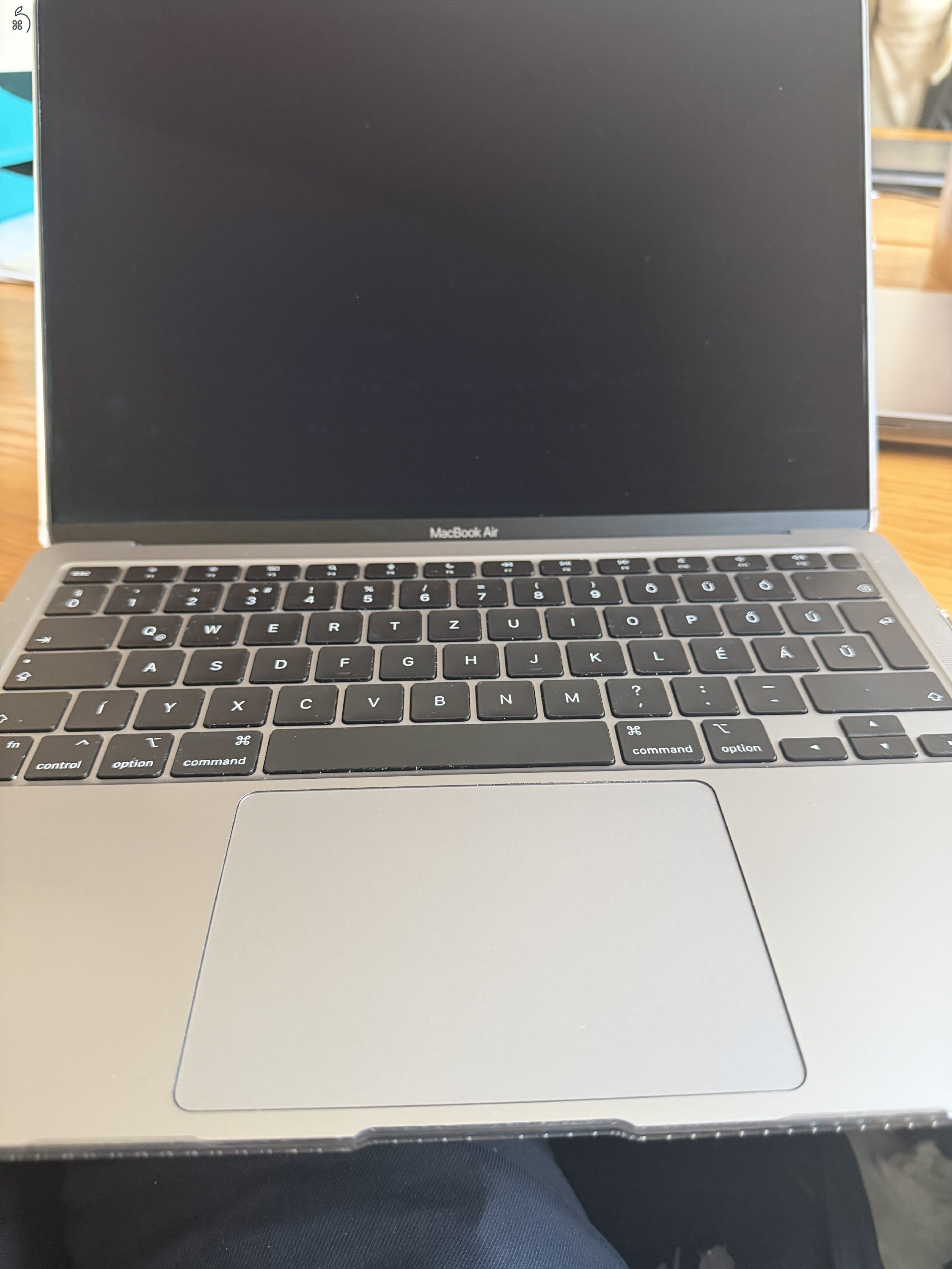 MacBook Air M1 újszerű állapotban eladó
