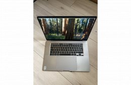MacBook Pro i7 16