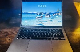  Apple MacBook Air M1 2020 / 256GB SSD / 8GB  / 13