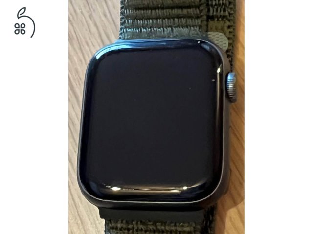 Apple iWatch 5 (A2093) és 2 szíj