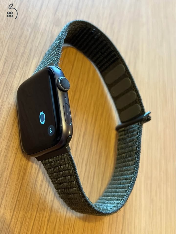 Apple iWatch 5 (A2093) és 2 szíj