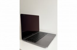 Apple MacBook Pro 13” 2020, i5 Quad-Core, 512GB SSD, 16GB, magyar billentyűzet, TouchBar, új akksi.