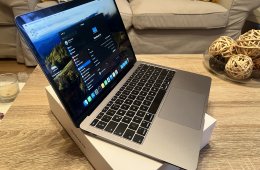 MacBook Air 13” (2019, i5, 8GB, 128GB) – szép állapot, doboz + töltő