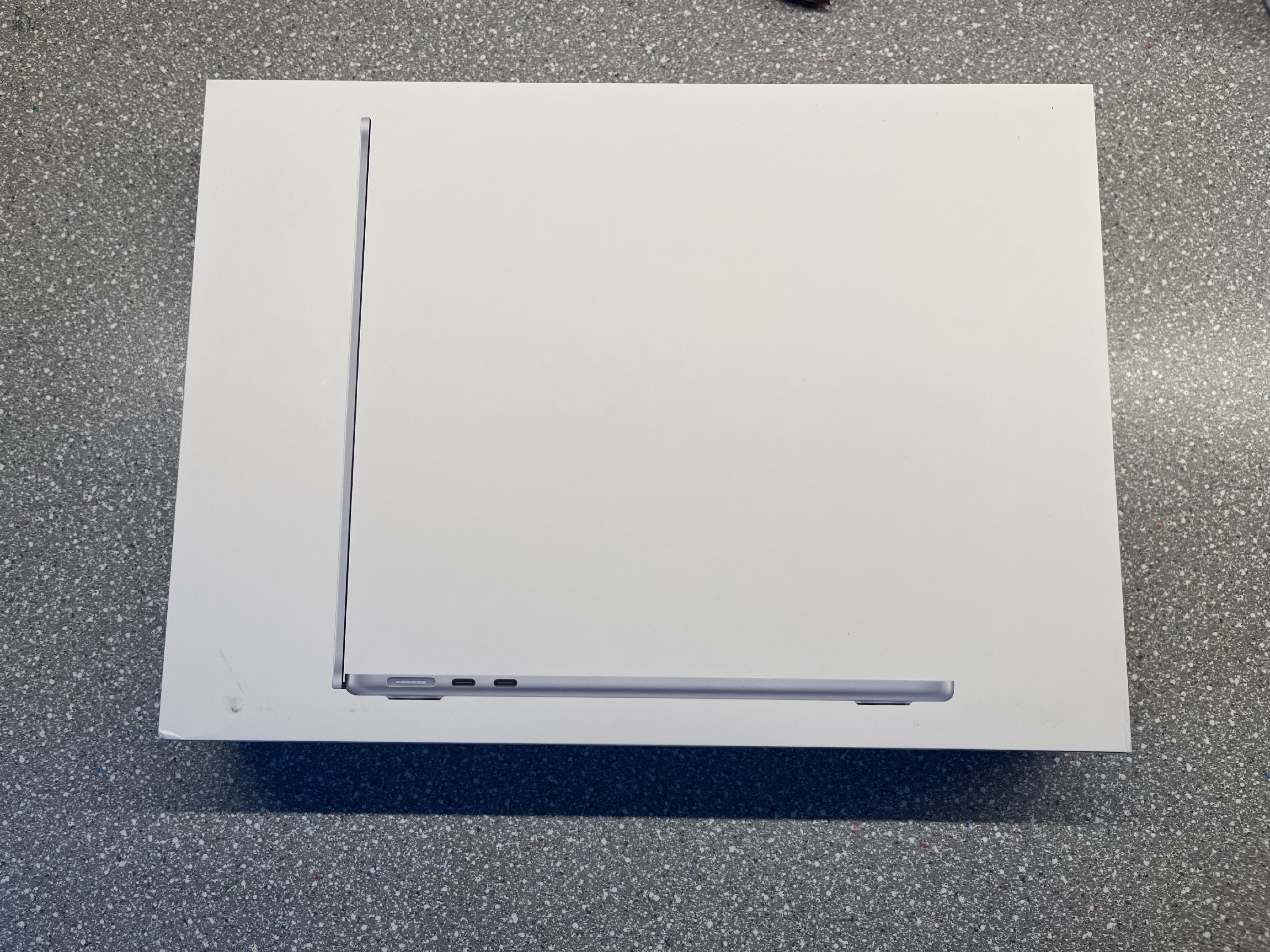 2025 M4 MacBook Air, bontatlan, garanciás