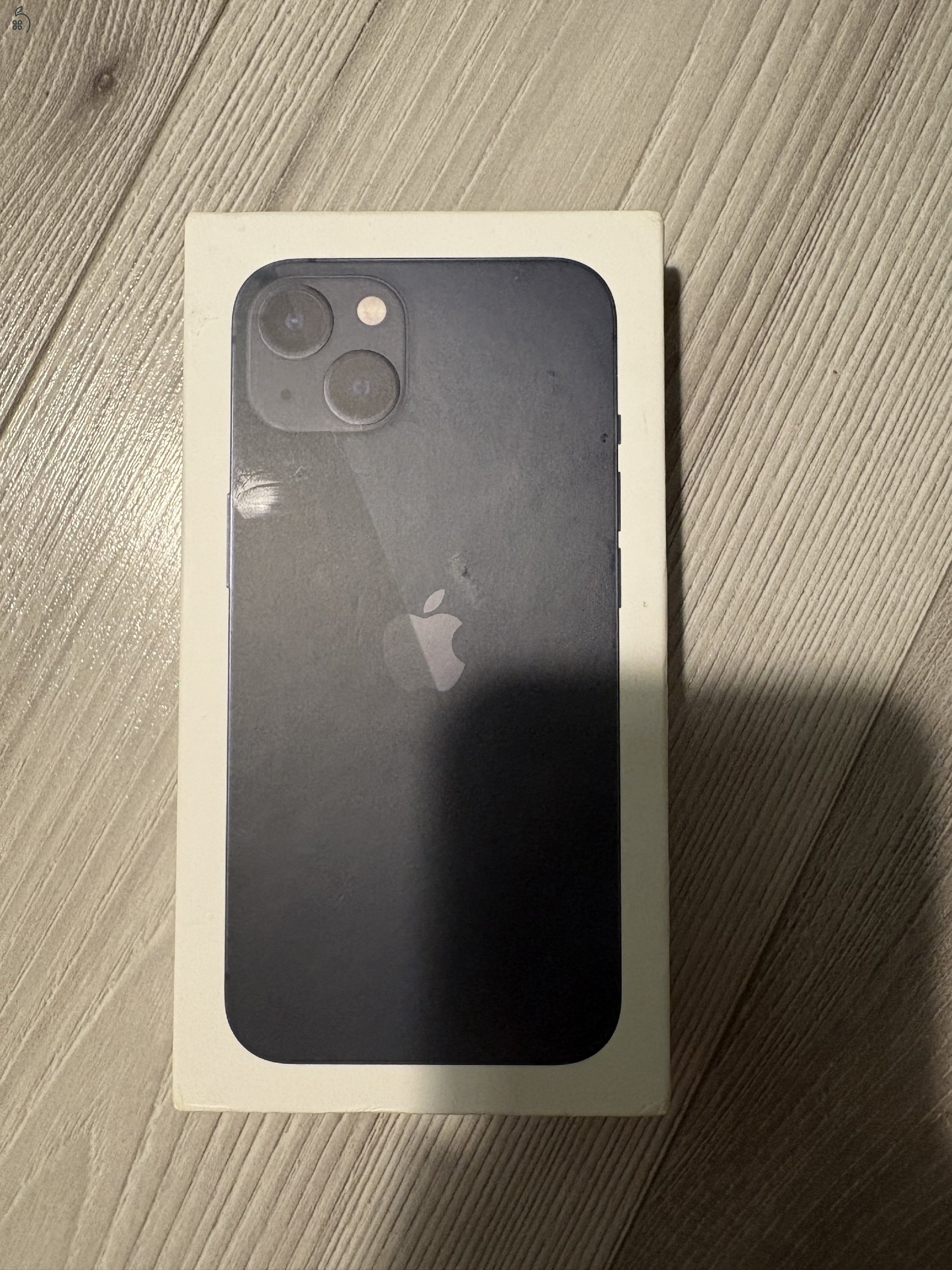 Eladó Iphone 13, 128GB