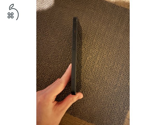 Eladó Iphone 13, 128GB