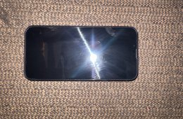Eladó Iphone 13, 128GB