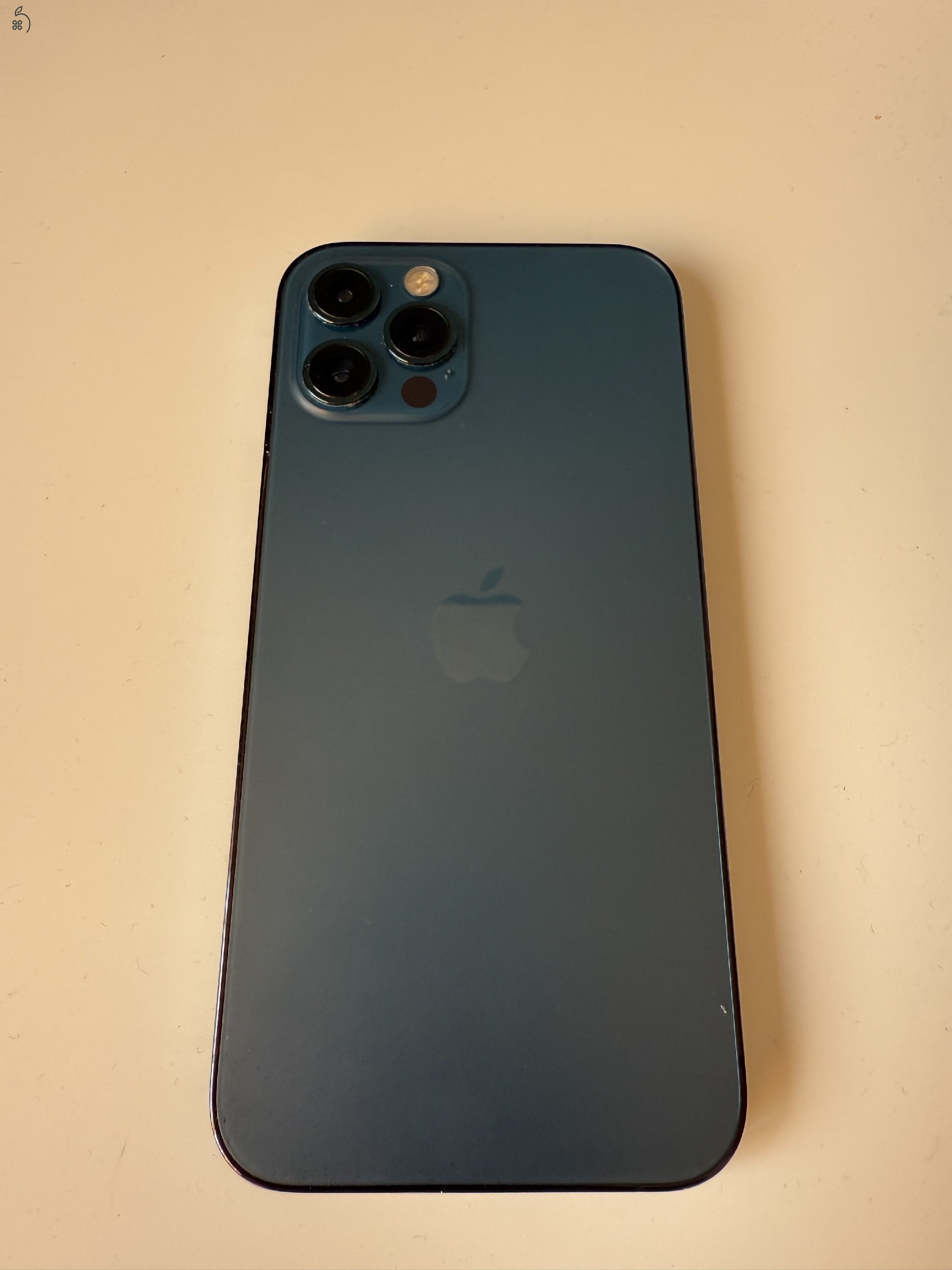 iPhone 12 Pro hibátlan állapot
