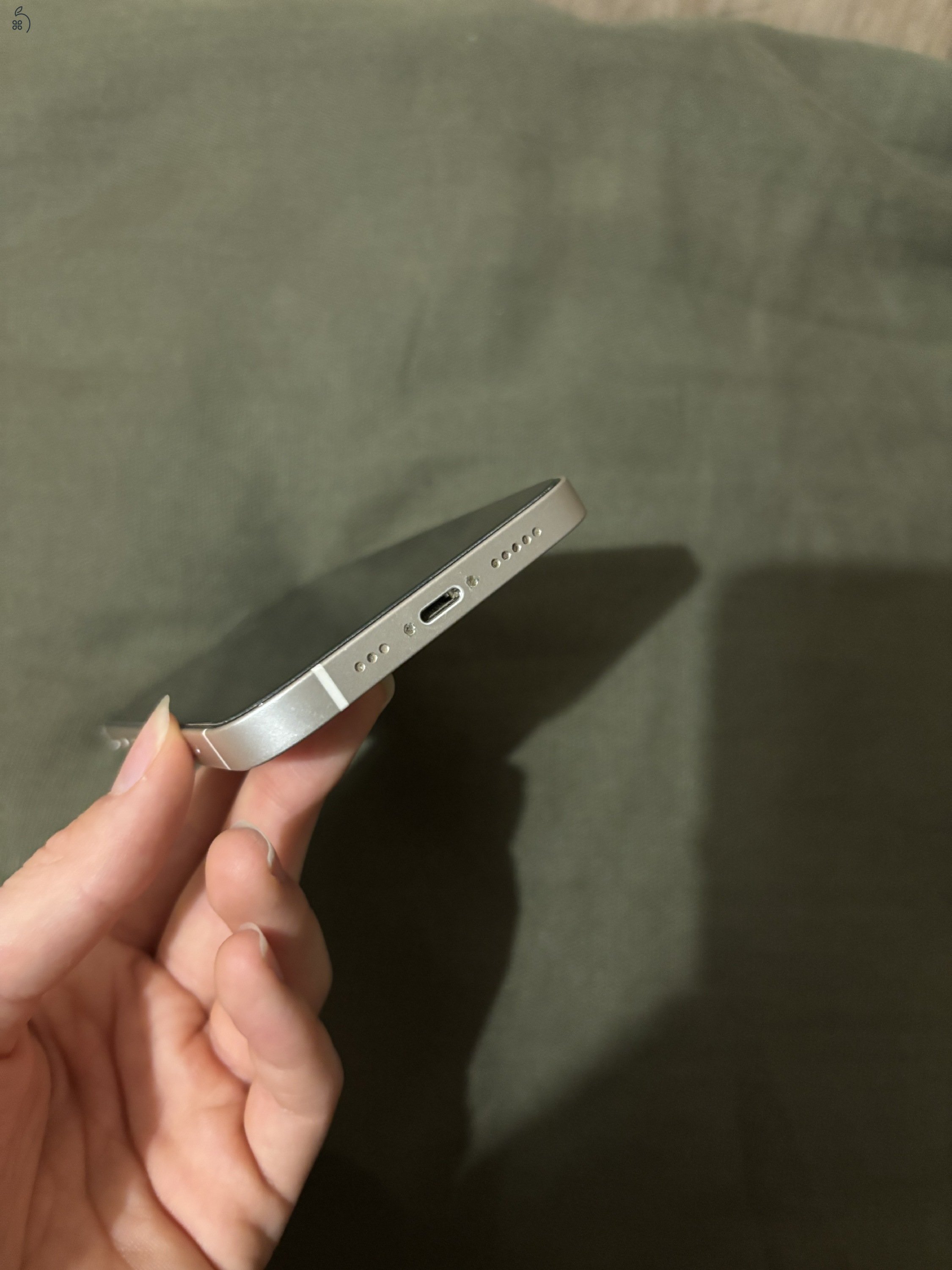 iPhone 12 64GB fehér eladó