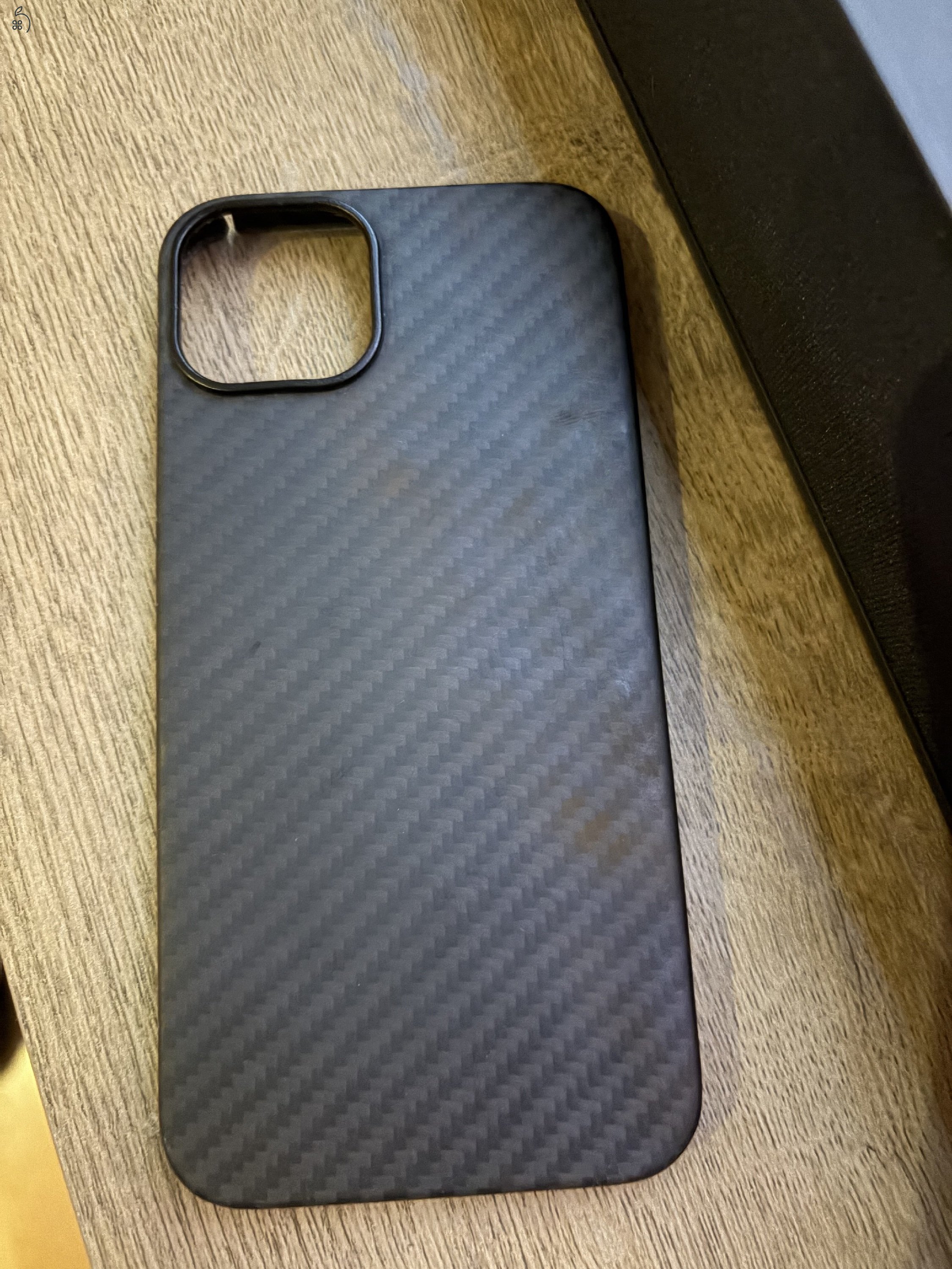 Újszerű, karcmentes, iPhone 13