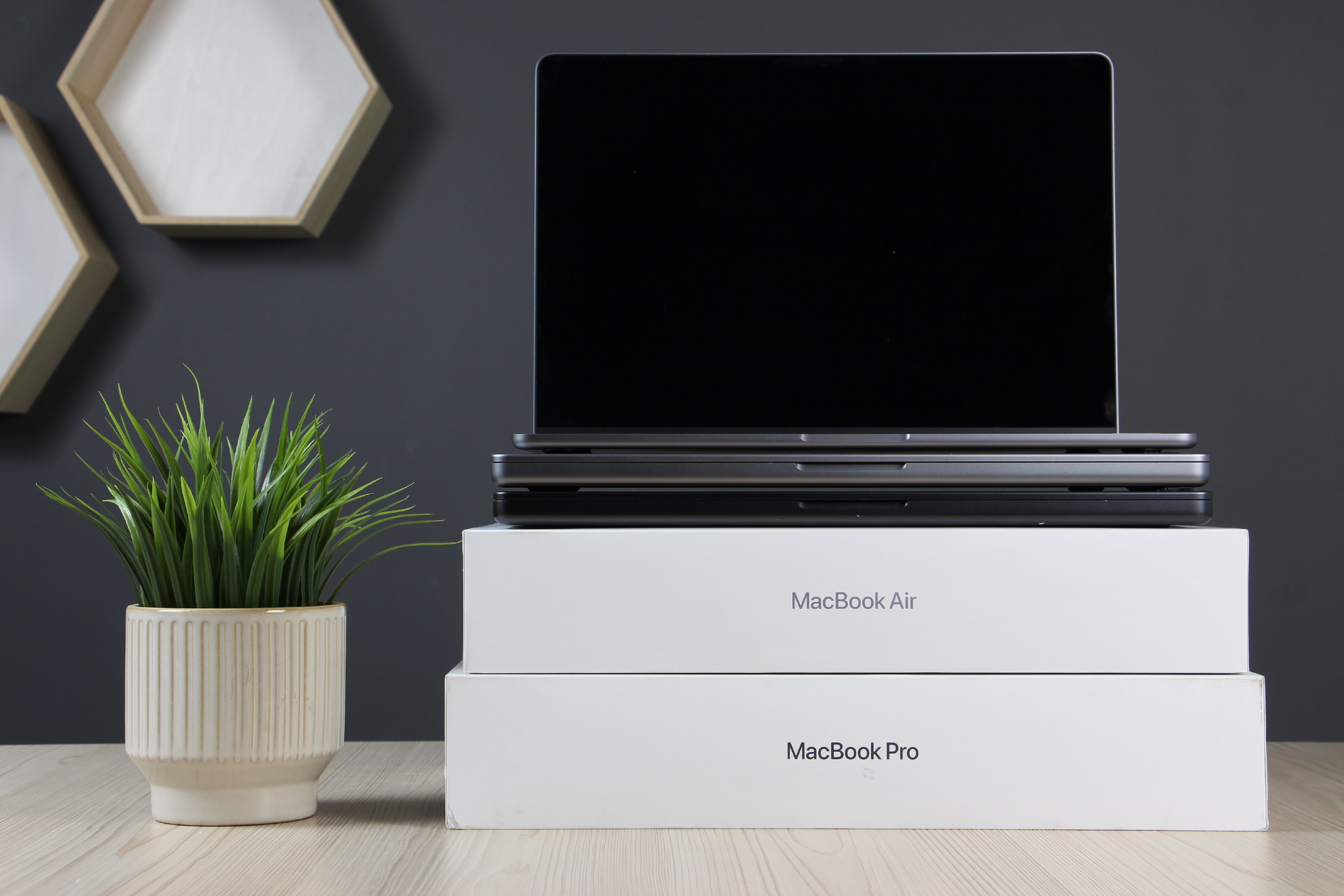 ÚJ BONTATLAN LEGJOBB ÁRAS MACBOOK AIR ÉS PRO GÉPEK!