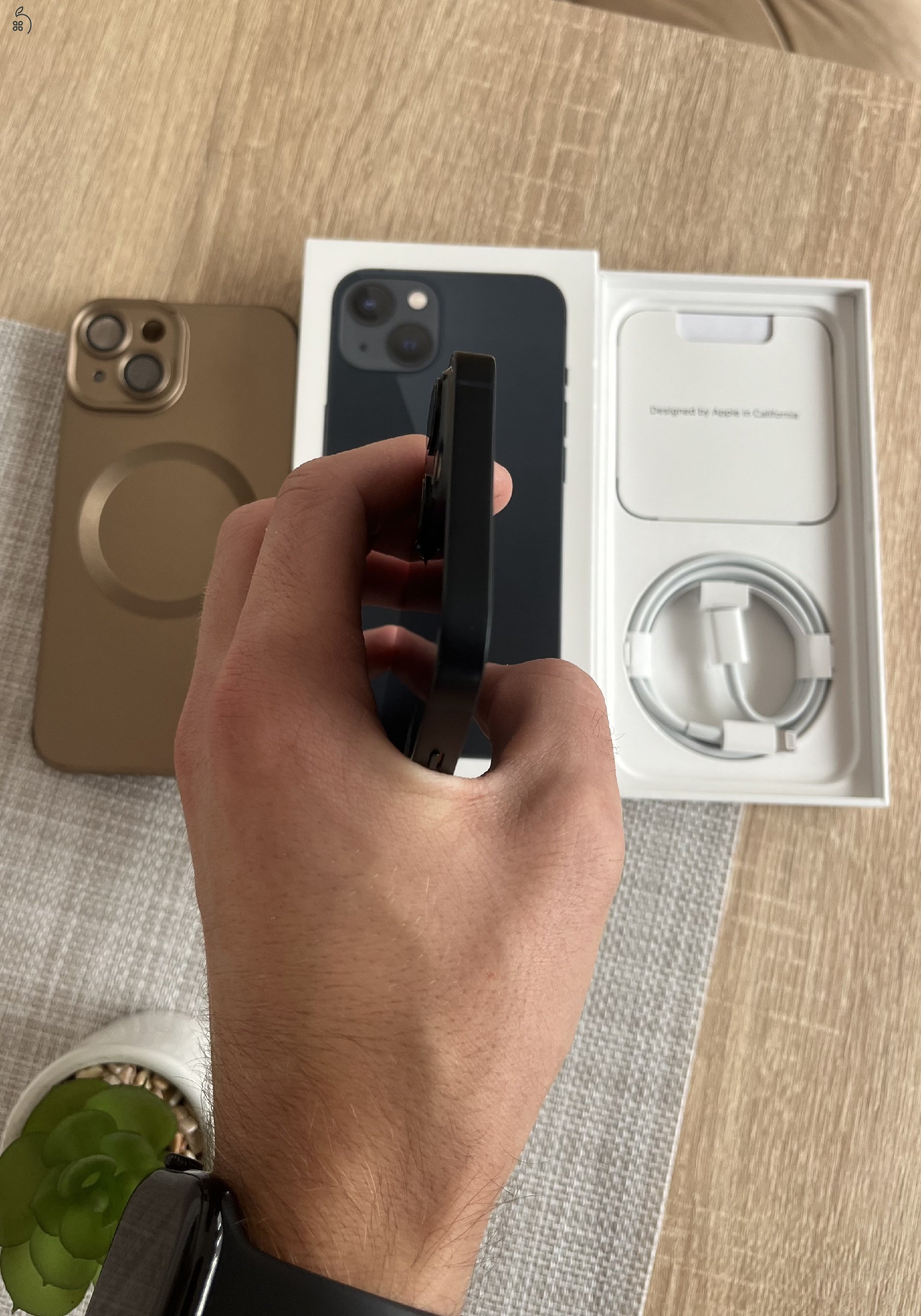 iPhone 13 128gb független, karcmentes