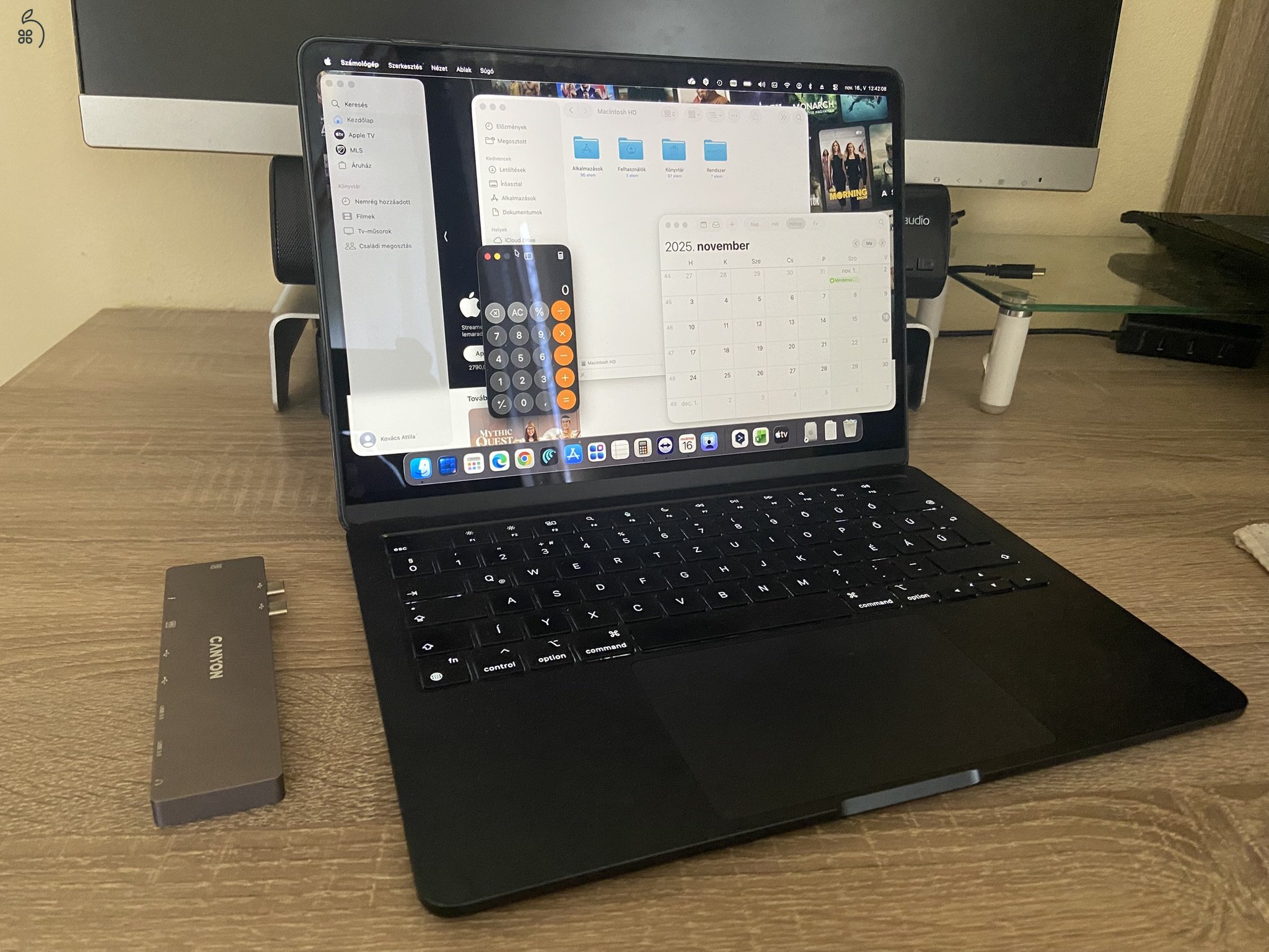 Apple MacBook Air, M2, 13.6