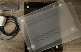 Apple MacBook Air, M2, 13.6