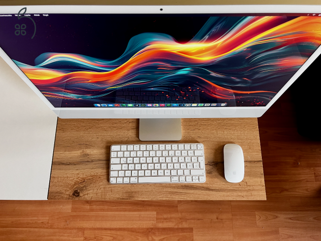 iMac 24