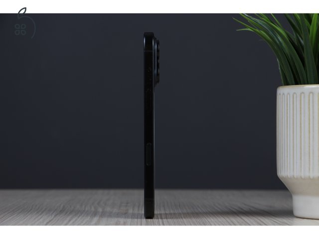 Apple iPhone 16 Pro 128GB asztrofekete A US-7307