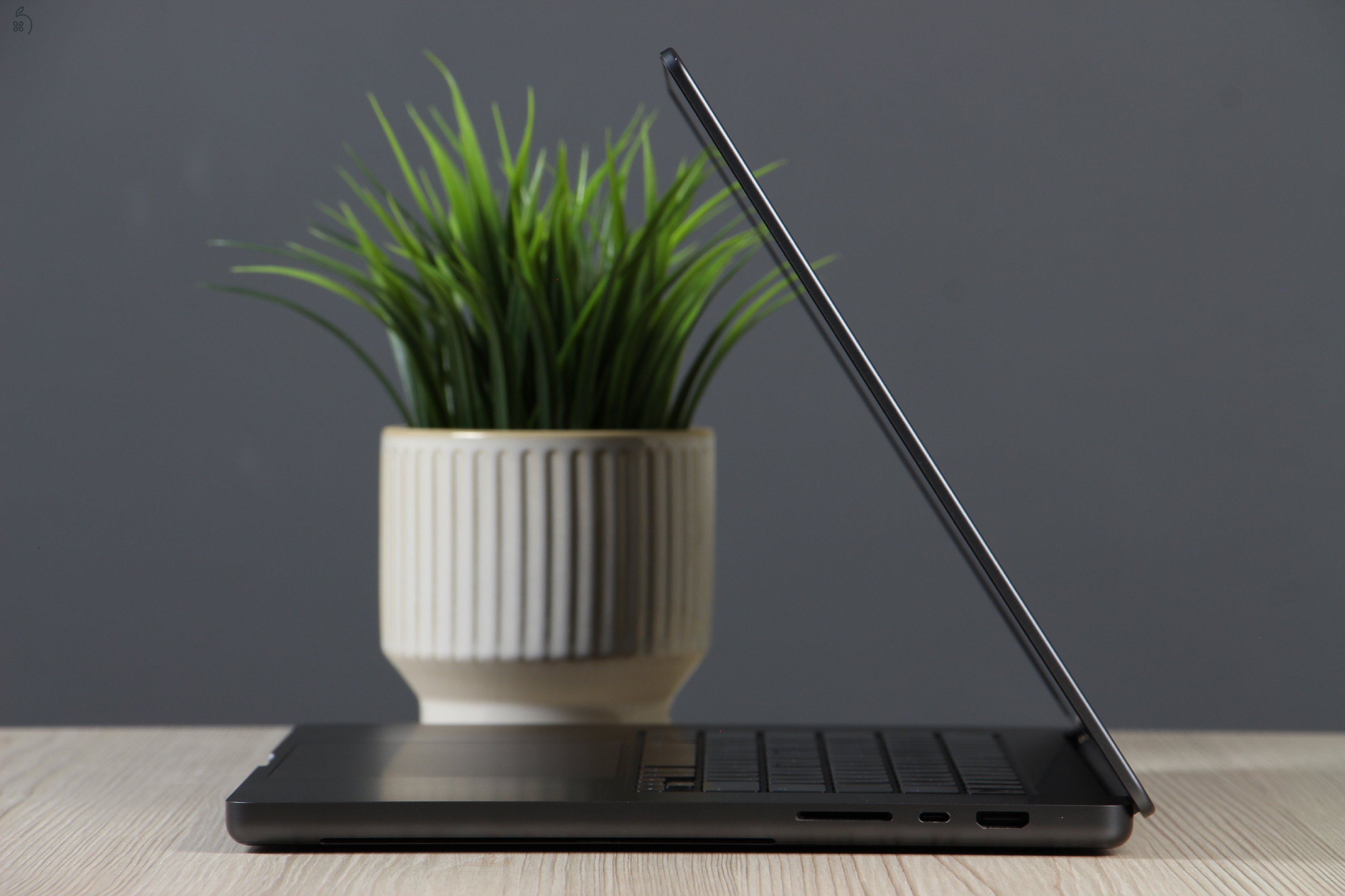 Apple Macbook Pro 16