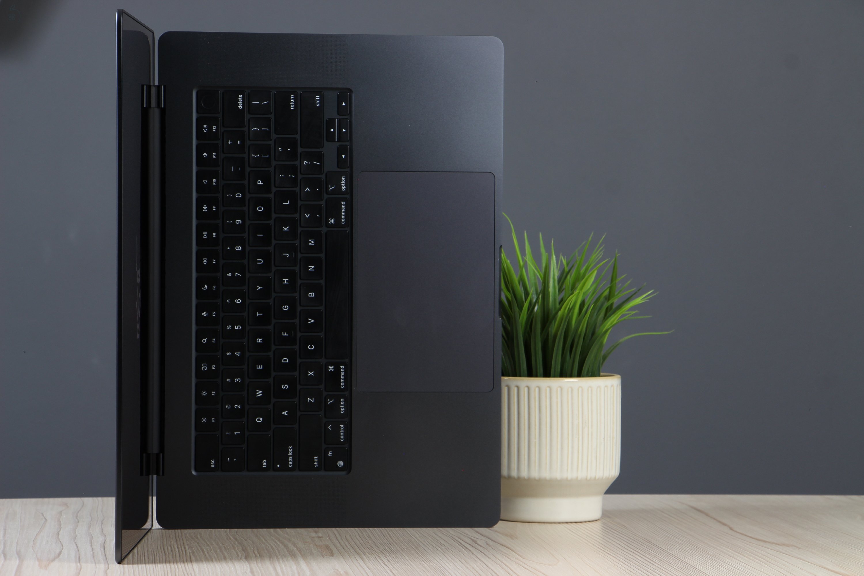 Apple Macbook Pro 16