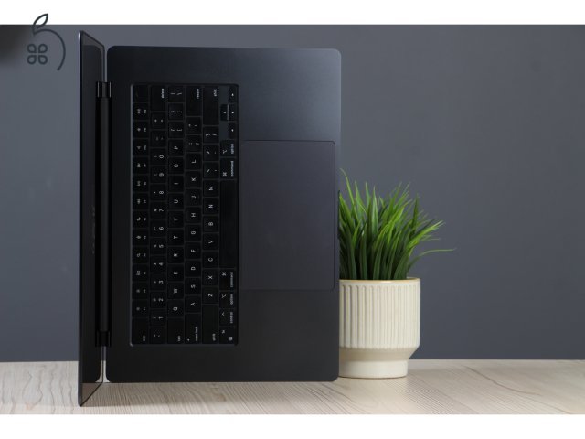 Apple Macbook Pro 16