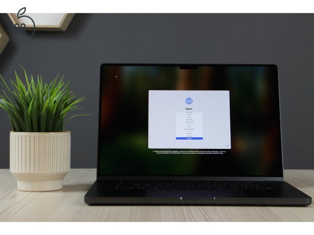 Apple Macbook Pro 16