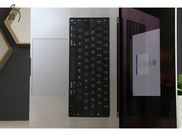 Apple Macbook Pro 16