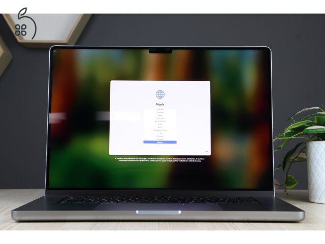 Apple Macbook Pro 16